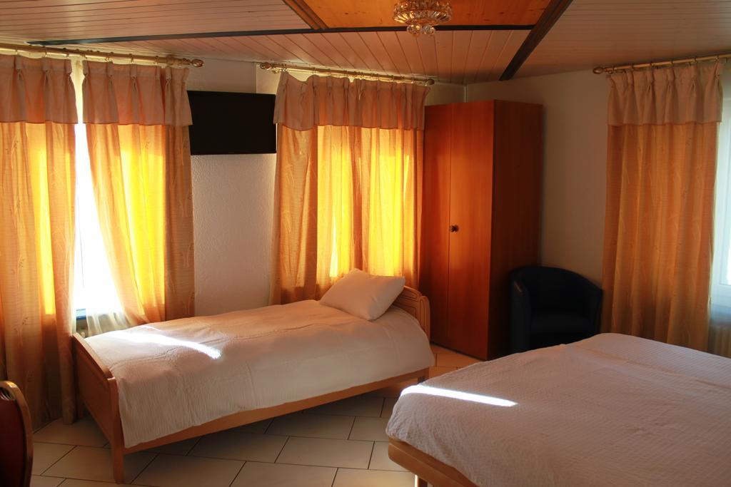 Hotel لانغينتال الغرفة الصورة